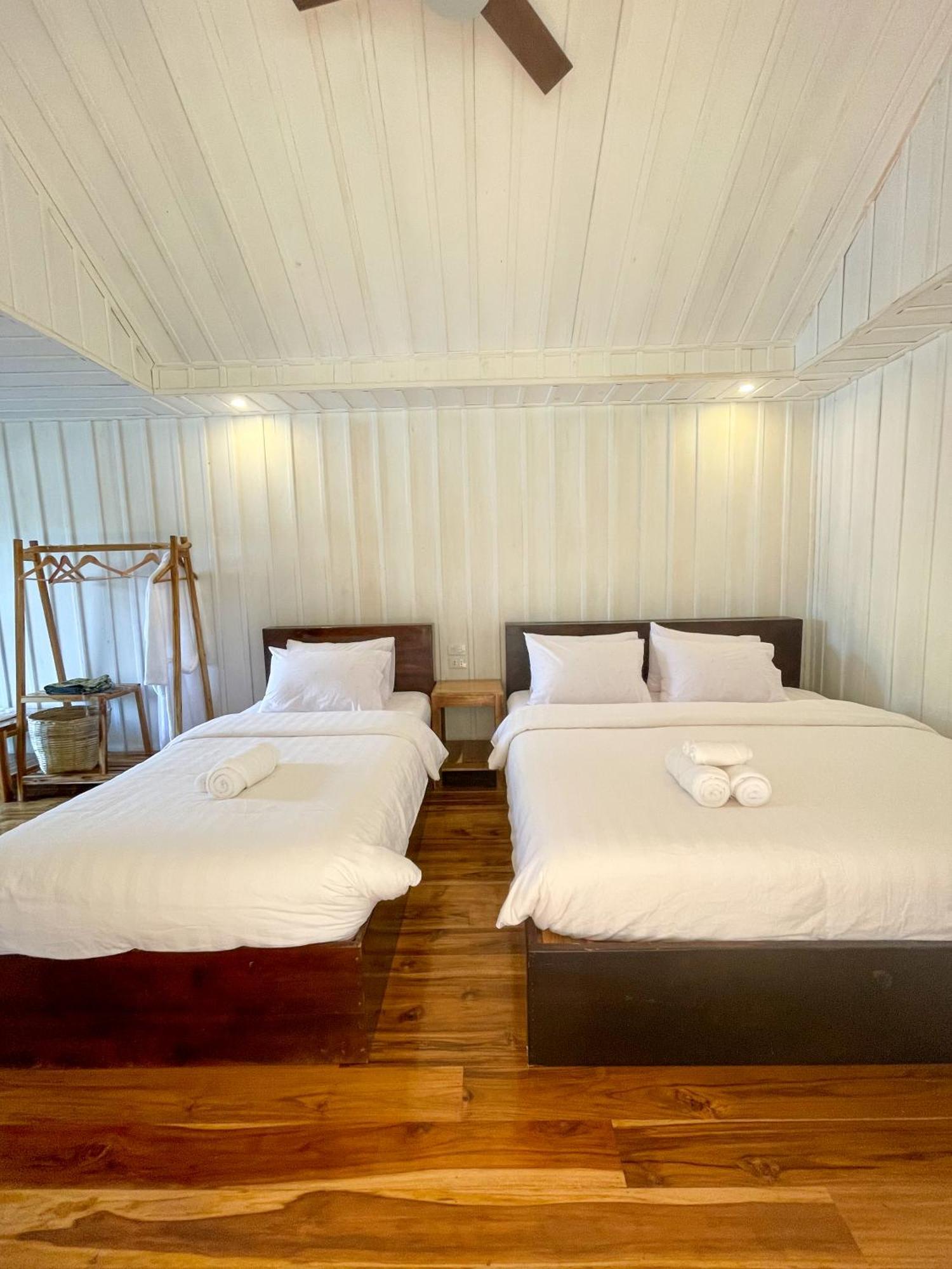 Nongkhiaw The Float House Hotel Kültér fotó