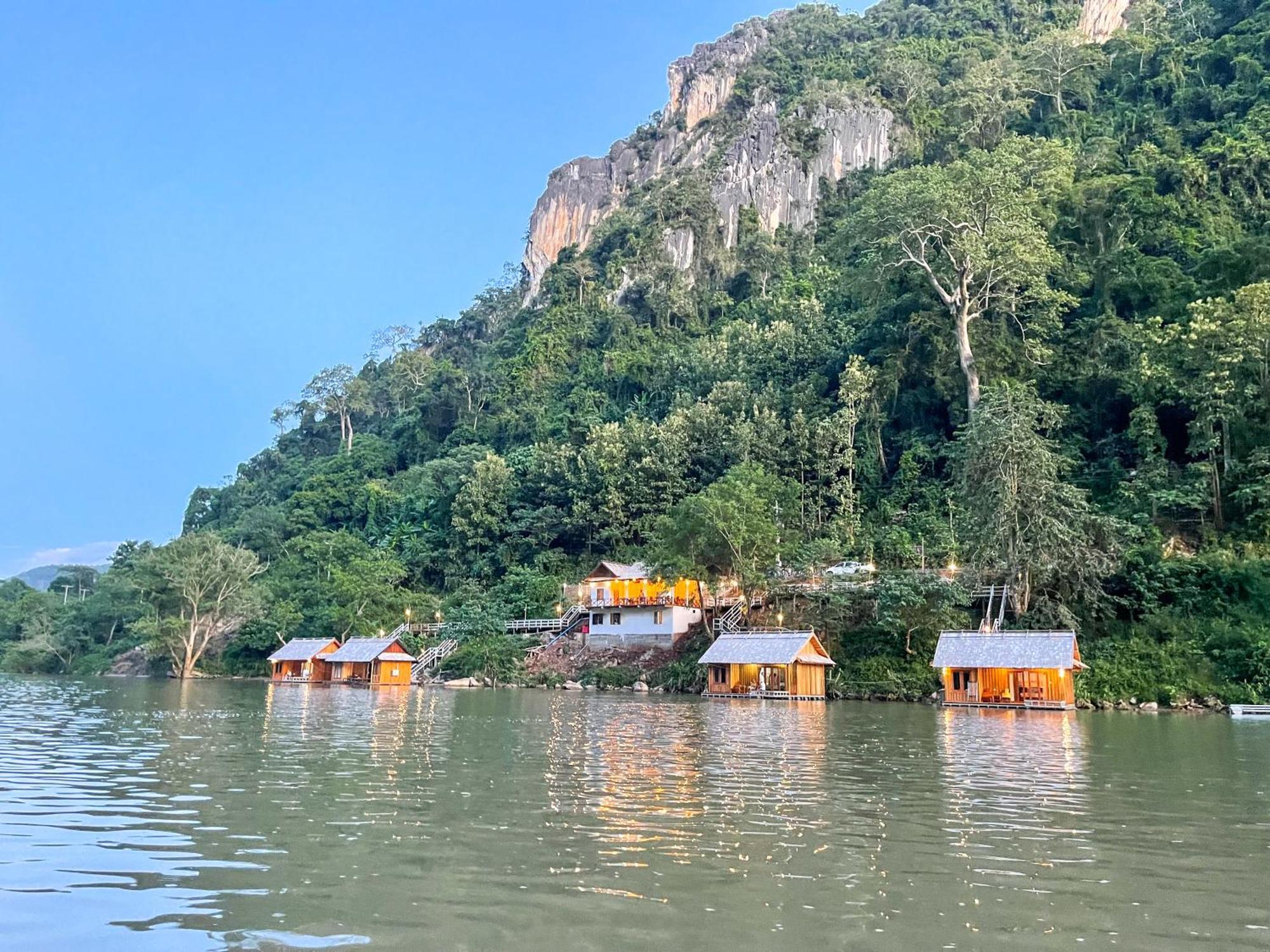 Nongkhiaw The Float House Hotel Kültér fotó