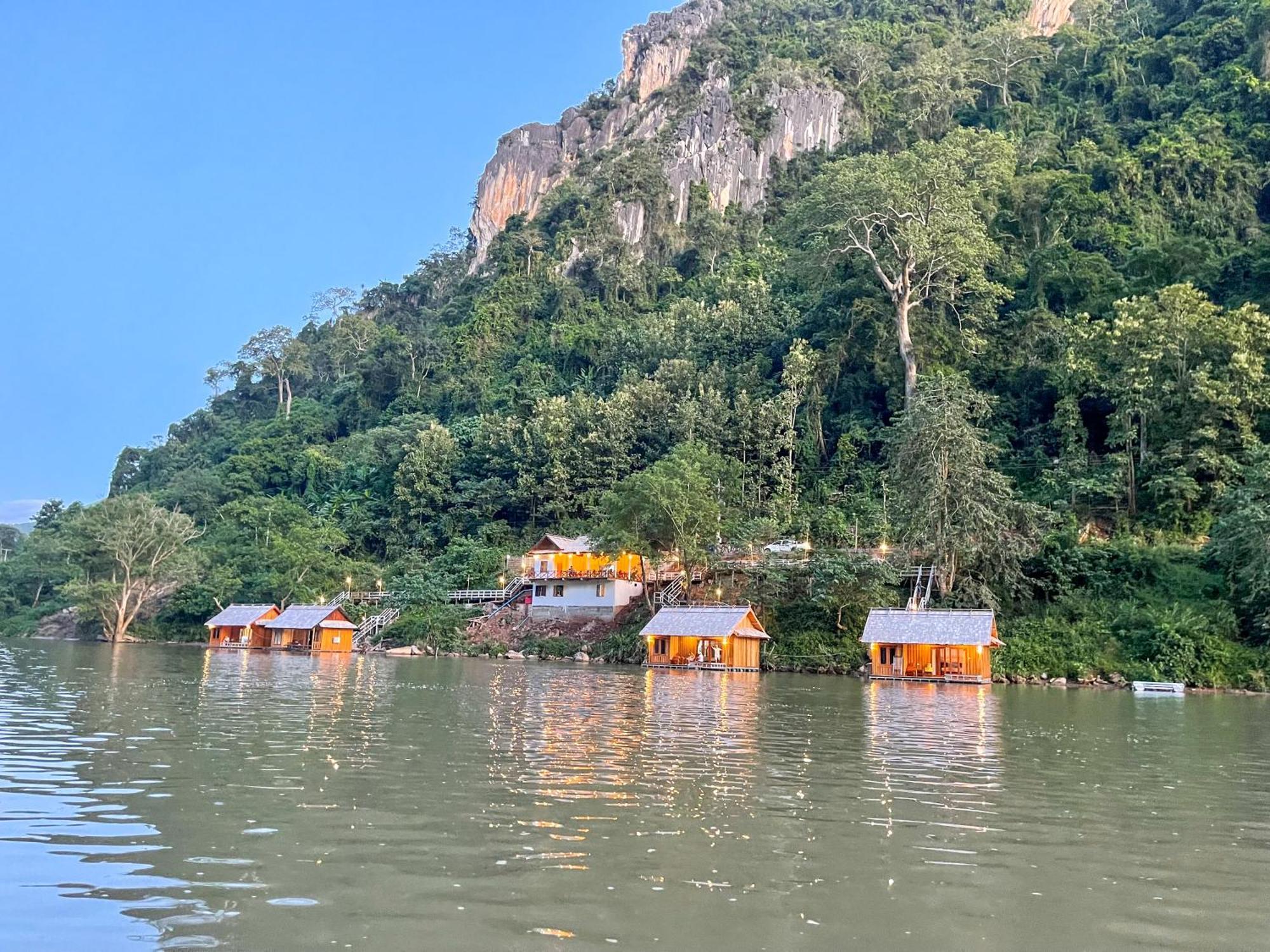 Nongkhiaw The Float House Hotel Kültér fotó
